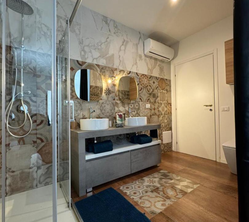 Photo of Bathroom in Petacciato
