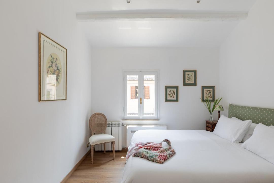 Photo of Bedroom in Navona