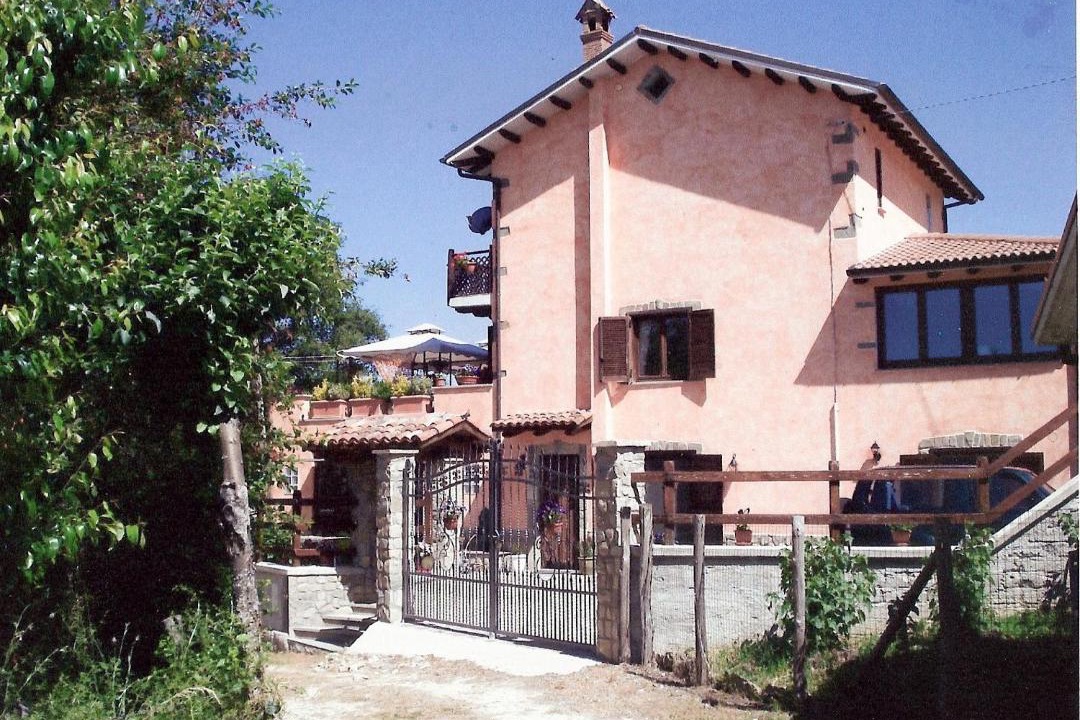 Photo of Others in San Capone