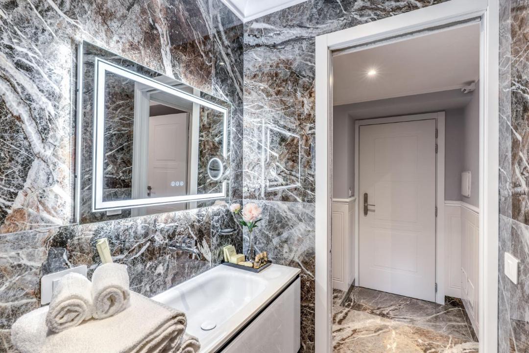 Photo of Bathroom in Rione IV Campo Marzio