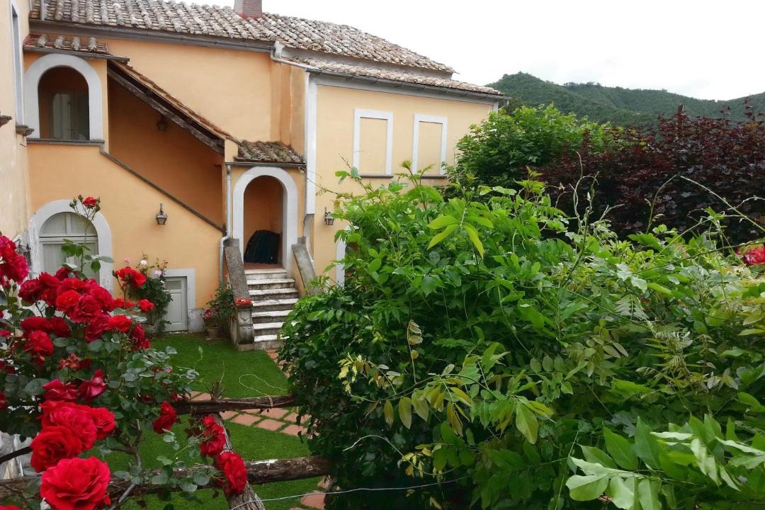 Photo of Others in Calvanico