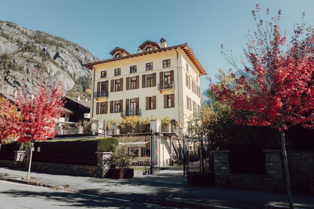 Photo of Others in Courmayeur