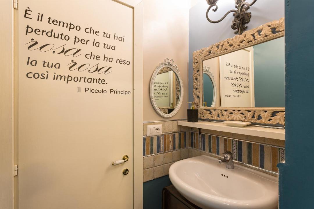 Photo of Bathroom in Rione VII Regola