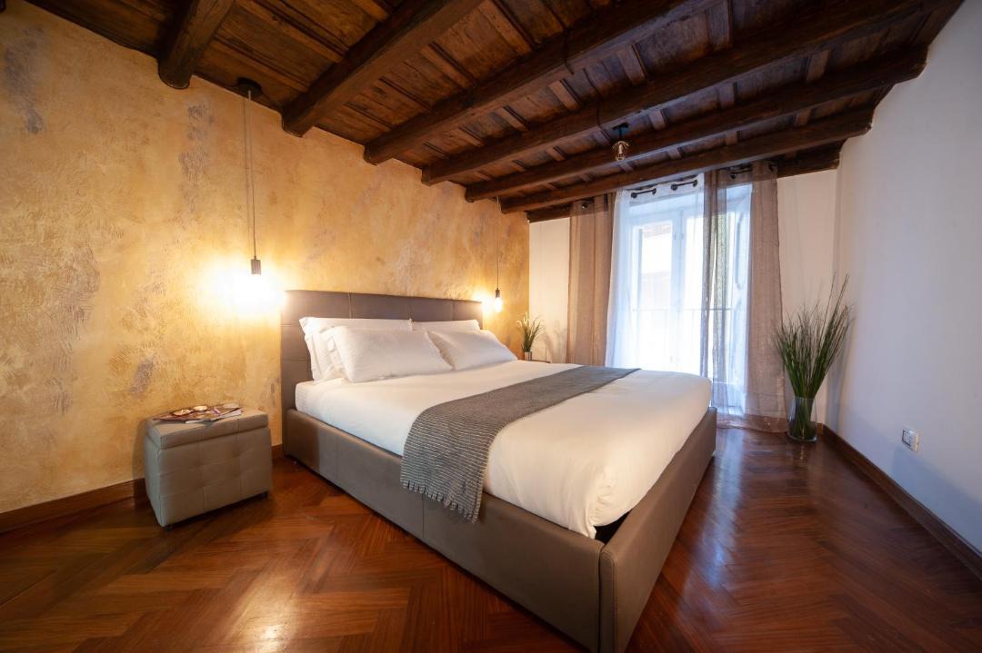 Photo of Bedroom in Rione VI Parione