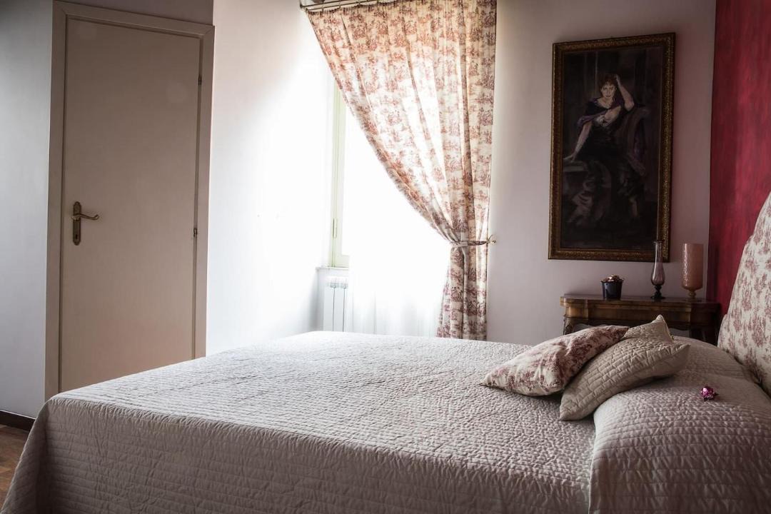 Photo of Bedroom in Rione III Colonna