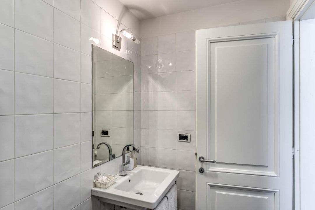 Photo of Bathroom in Monti