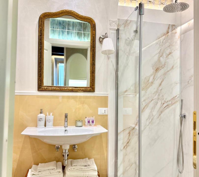 Photo of Bathroom in Rione III Colonna