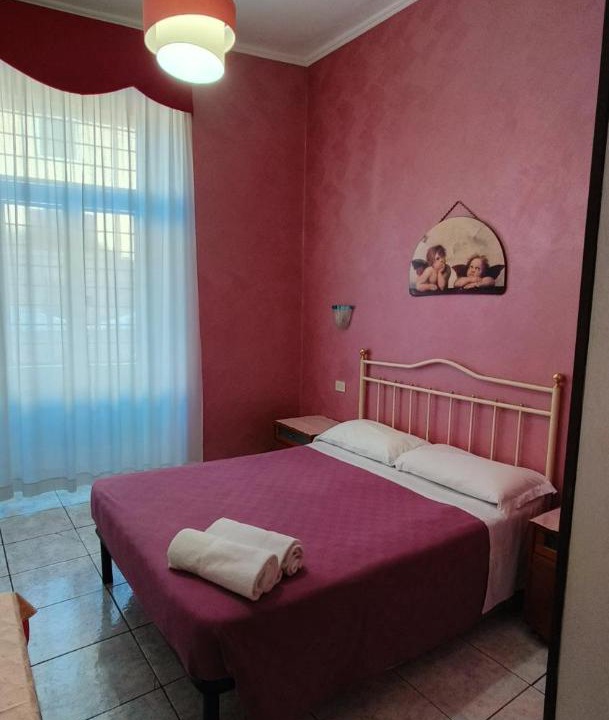 Photo of Bedroom in Rome City Centre