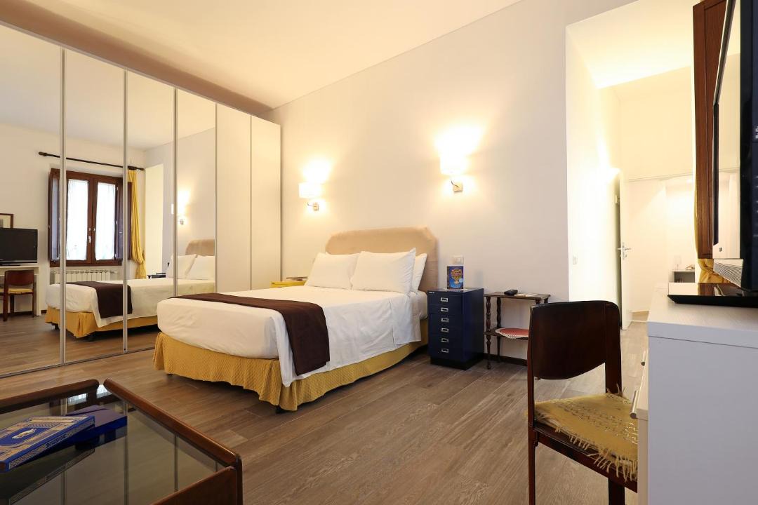 Photo of Bedroom in Rione VI Parione