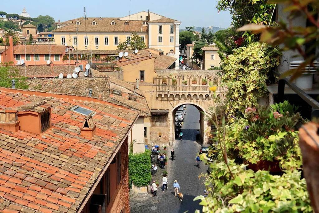 Photo of Others in Trastevere