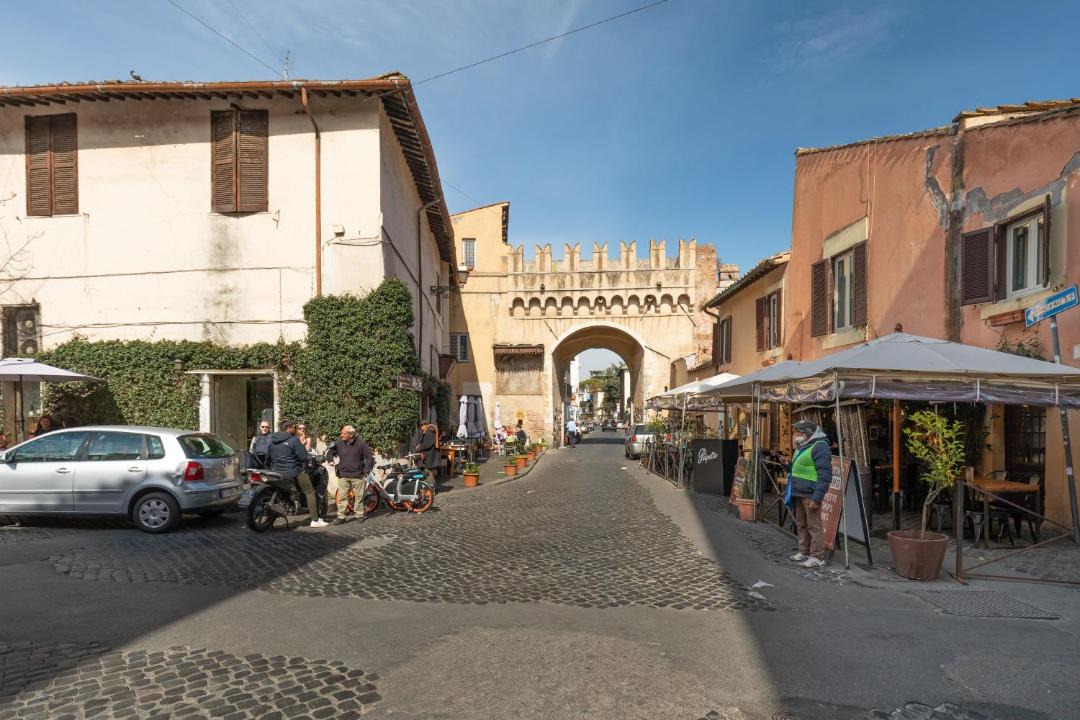 Photo of Others in Trastevere