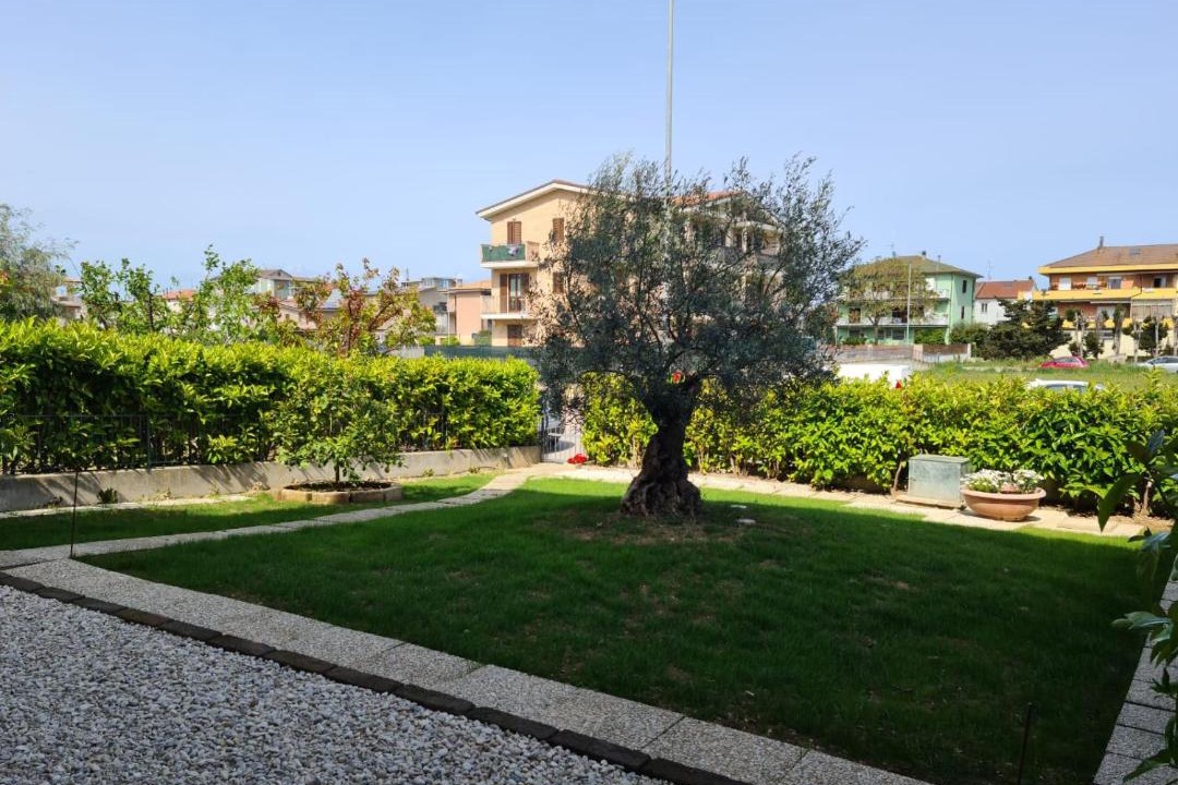 Photo of Others in San Tommaso Tre Archi