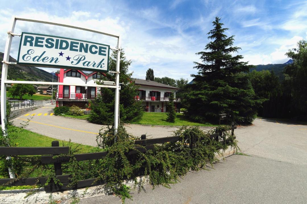 Photo of Buildings in Montan-Angelin-Arensod