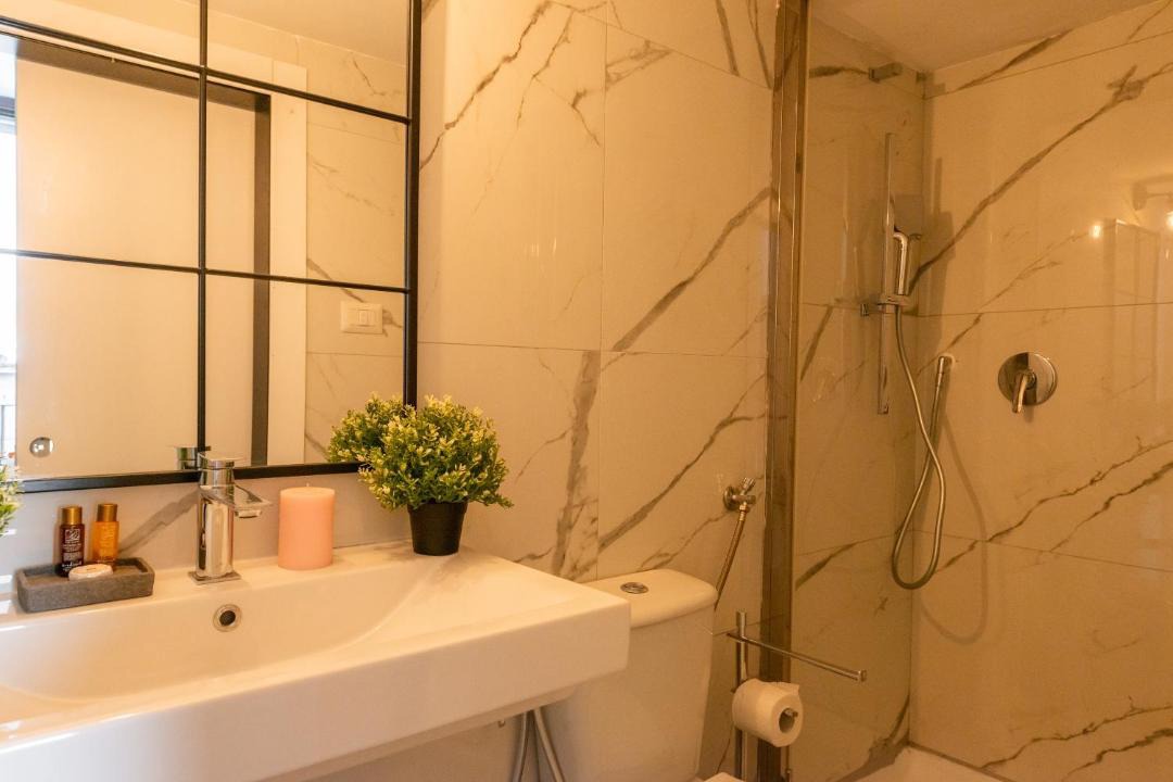 Photo of Bathroom in Rione VI Parione