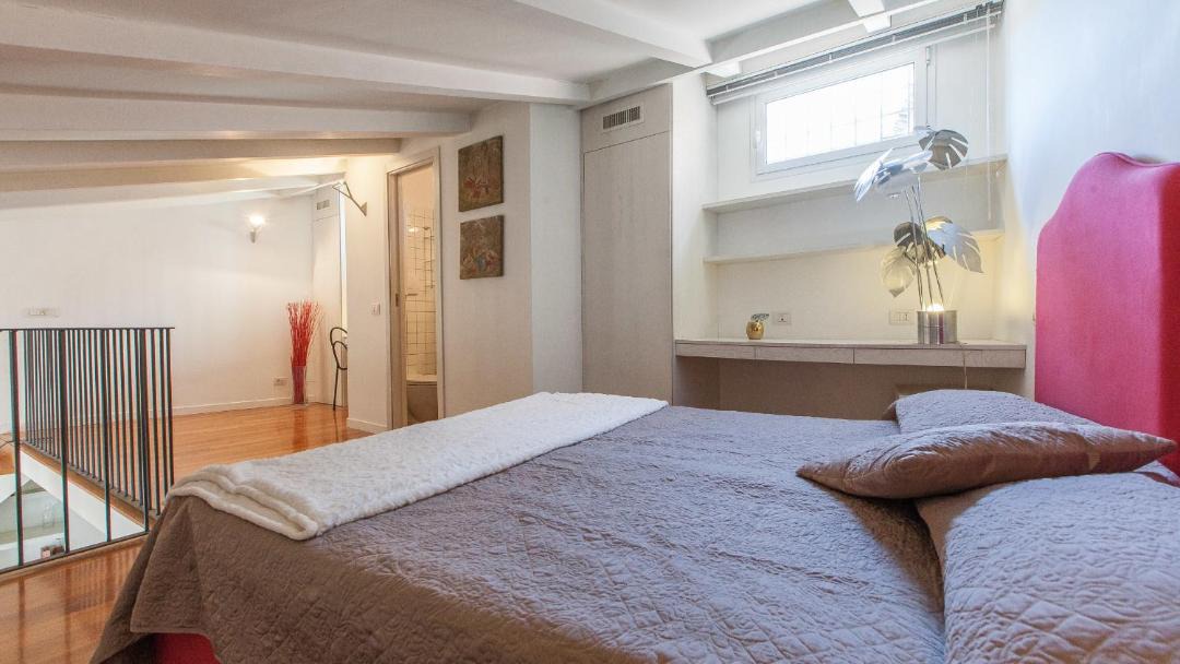 Photo of Bedroom in Rione VI Parione