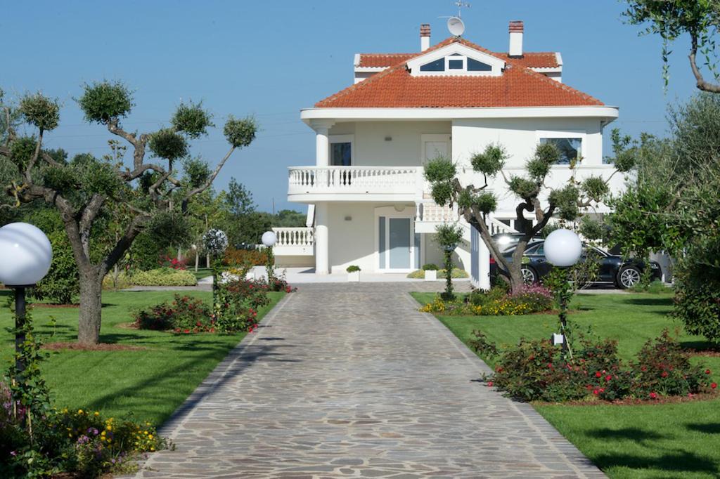 Photo of Others in Ortona