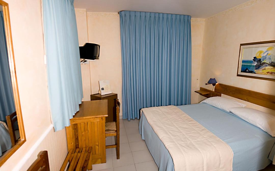 Photo of Bedroom in Pizzo