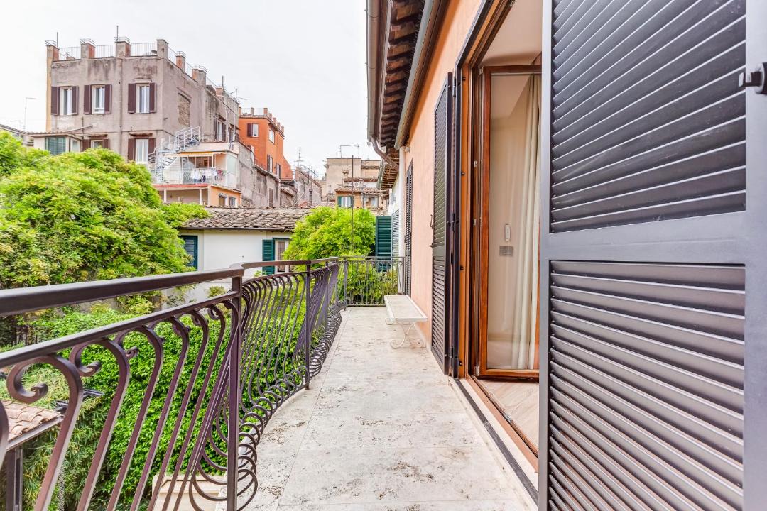Photo of Buildings in Trastevere