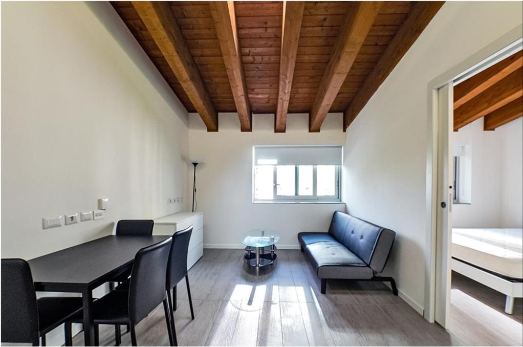 Photo of Livingroom in Lambrate