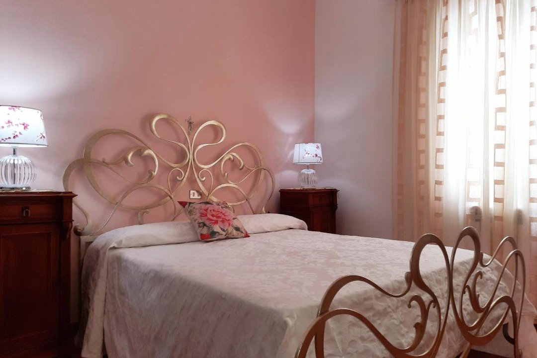 Photo of Bedroom in Le Forna