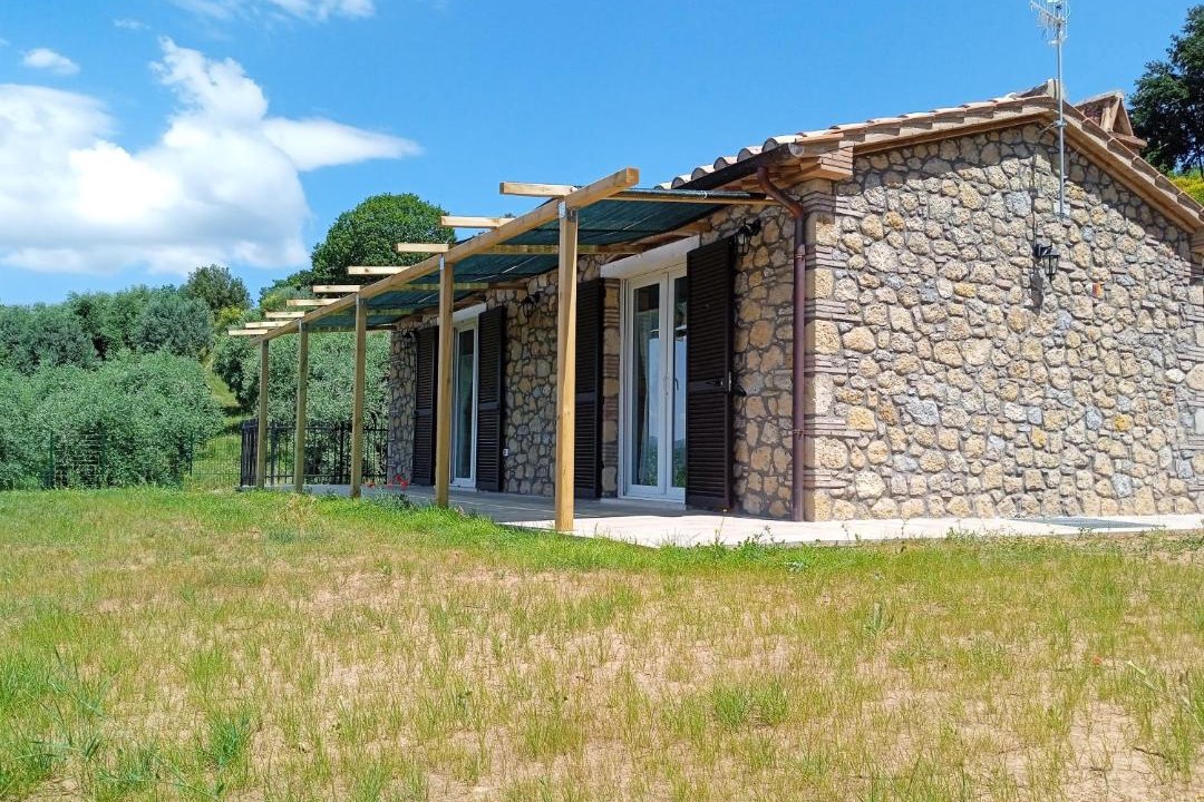 Photo of Buildings in Semproniano