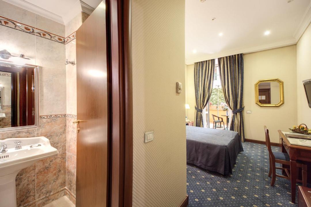 Photo of Bathroom in Repubblica