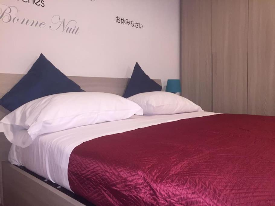 Photo of Bedroom in Naples City Centre