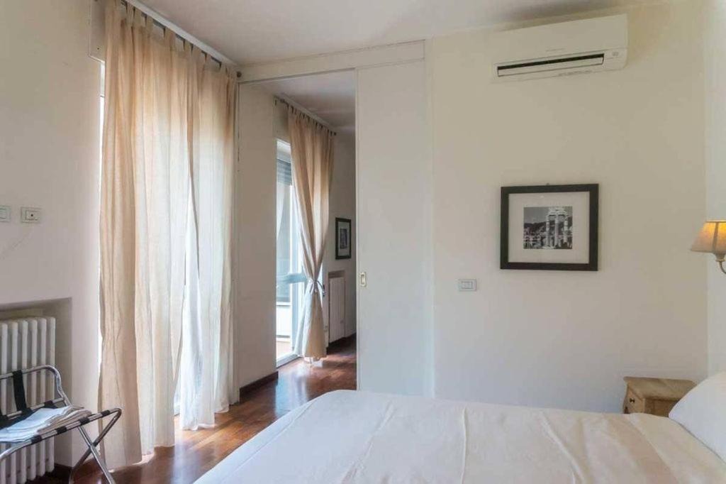 Photo of Bedroom in Rome City Centre