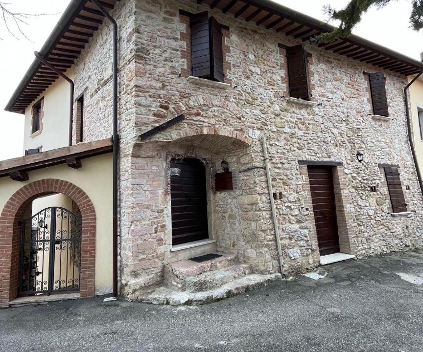 Photo of Others in Roselli