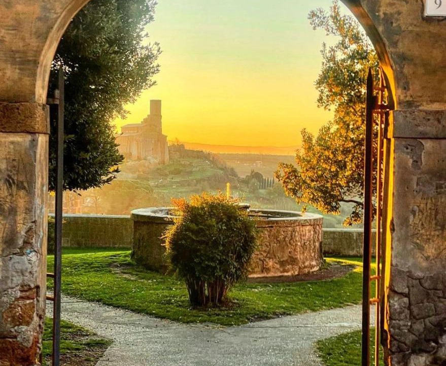 Photo of Others in Tuscania