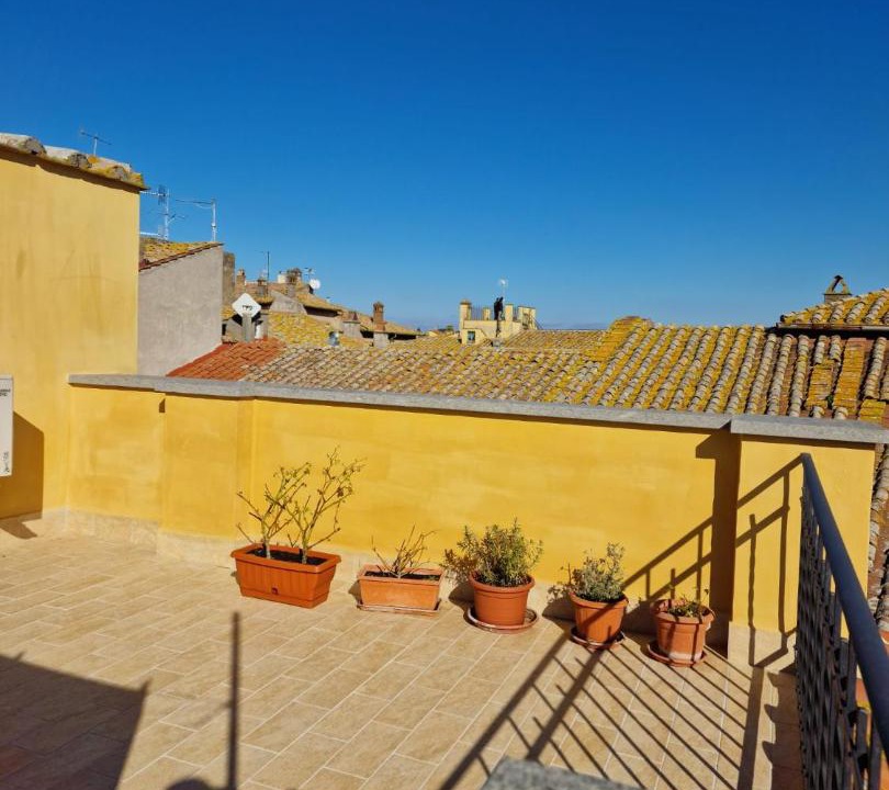 Photo of Others in Tuscania