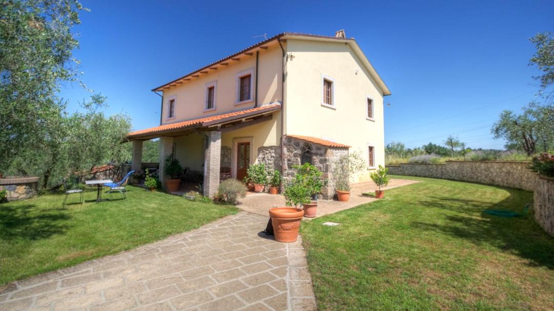 Photo of Others in Castiglione in Teverina