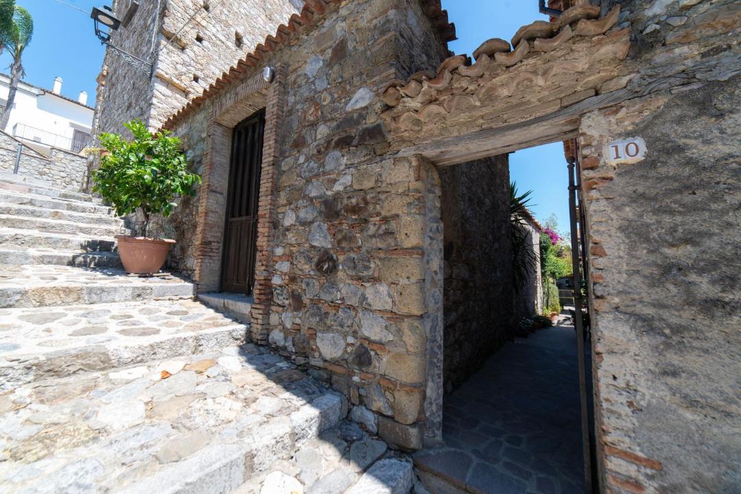 Photo of Buildings in Scario