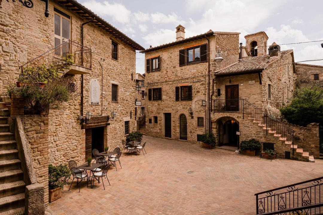 Photo of Others in Saragano
