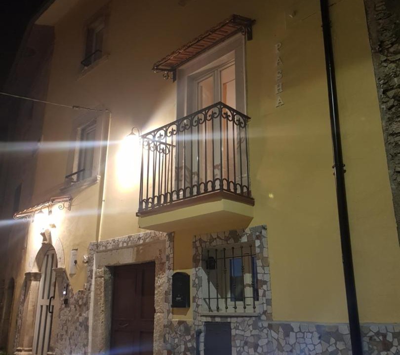 Photo of Buildings in Rocca Cinquemiglia