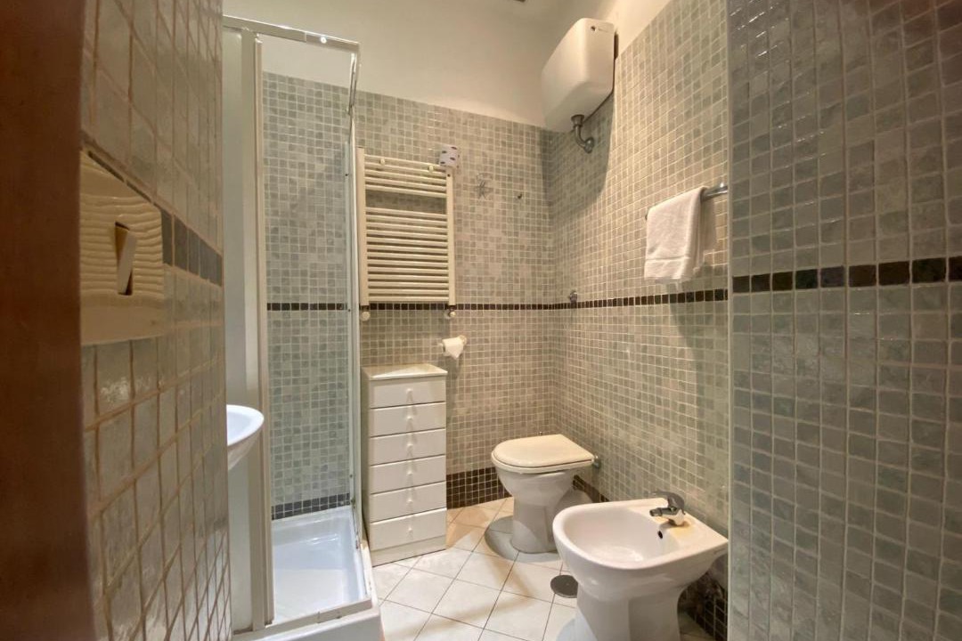 Photo of Bathroom in Rione VI Parione
