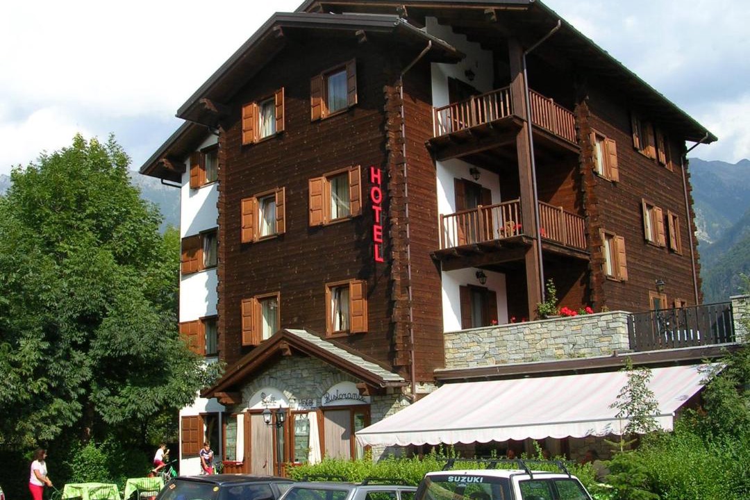 Photo of Others in Quincod