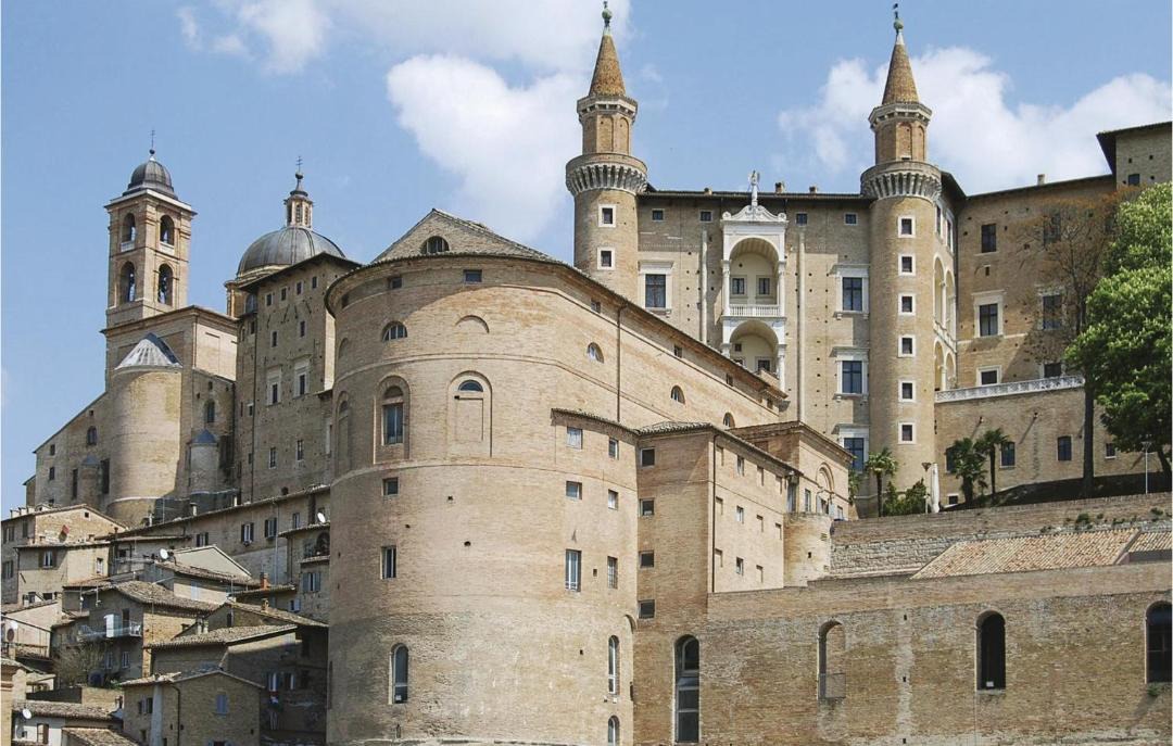 Photo of Buildings in Montefelcino