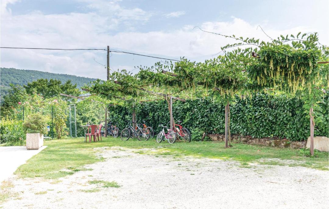 Photo of Others in Bivio Lugnano