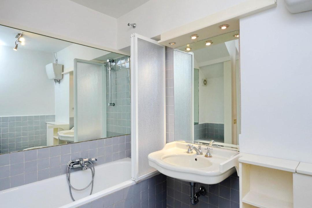 Photo of Bathroom in Rione V Ponte