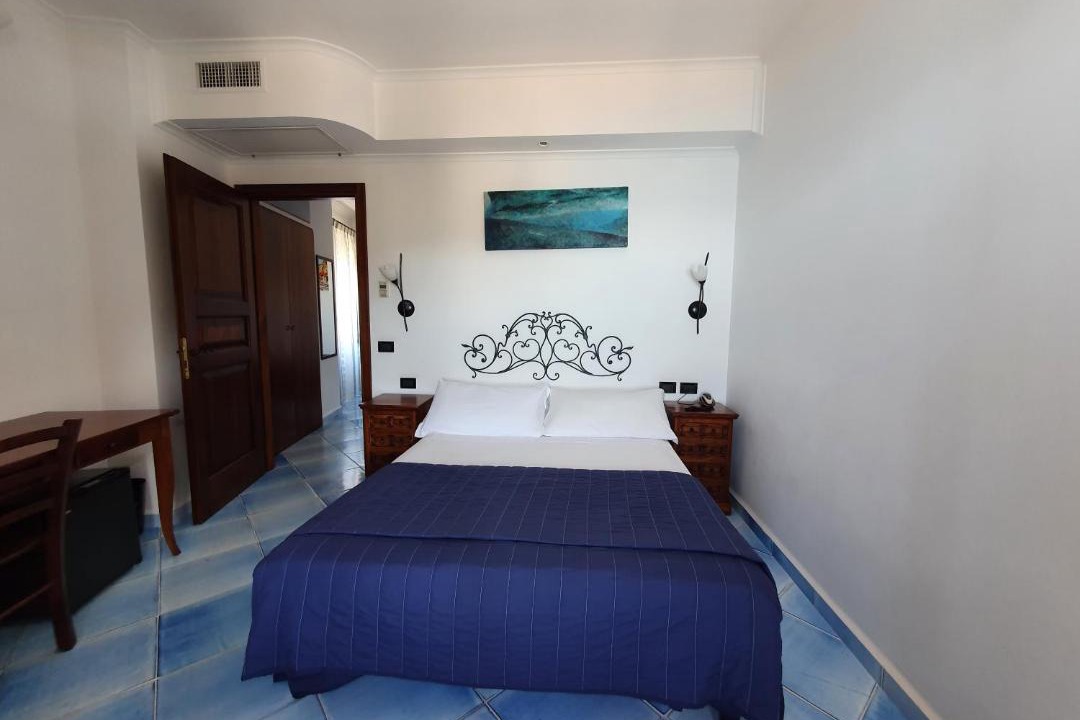 Photo of Others in Sperlonga