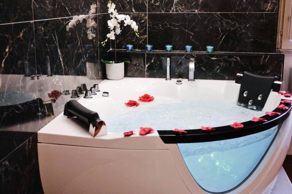 Photo of Bathroom in Rione VIII Sant'Eustachio