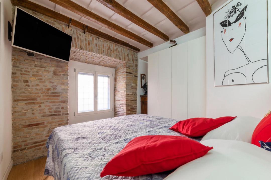 Photo of Bedroom in Navona