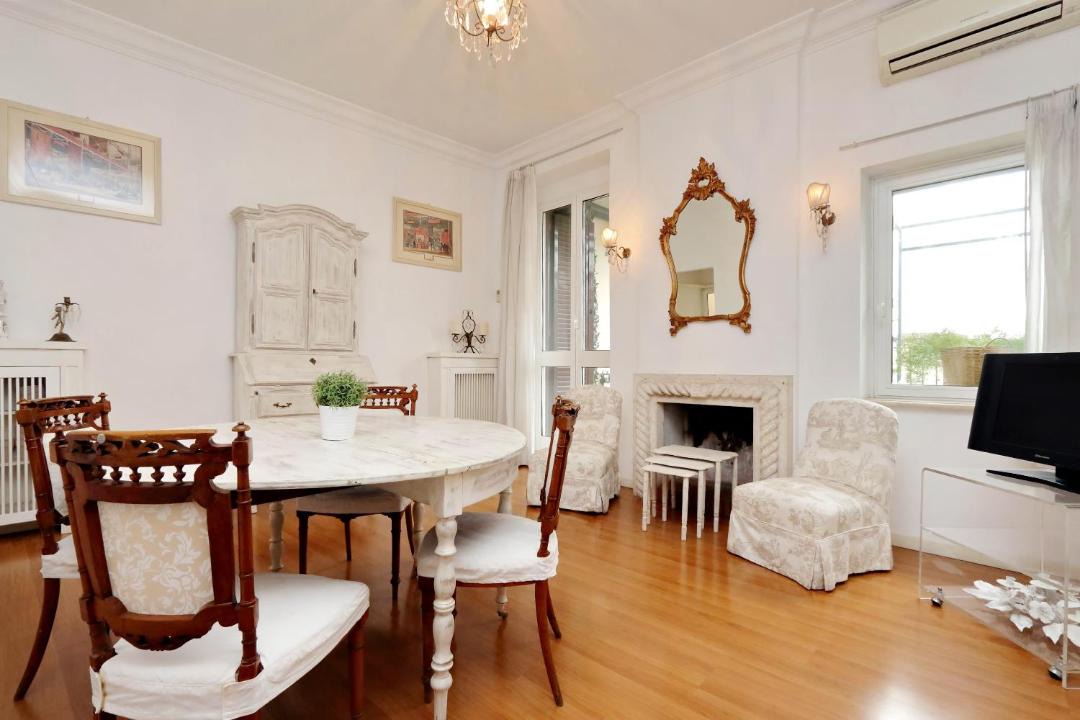 Photo of Livingroom in Rione IV Campo Marzio
