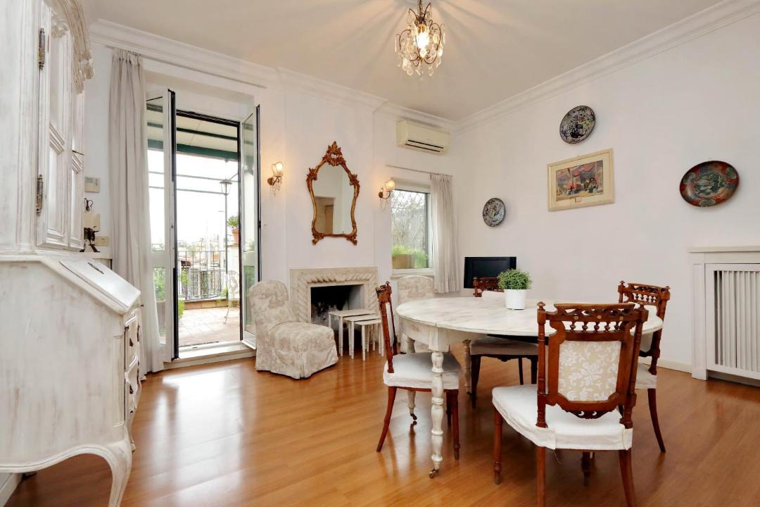 Photo of Livingroom in Rione IV Campo Marzio