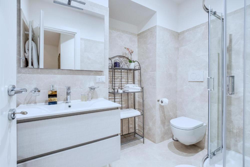 Photo of Bathroom in Rione II Trevi
