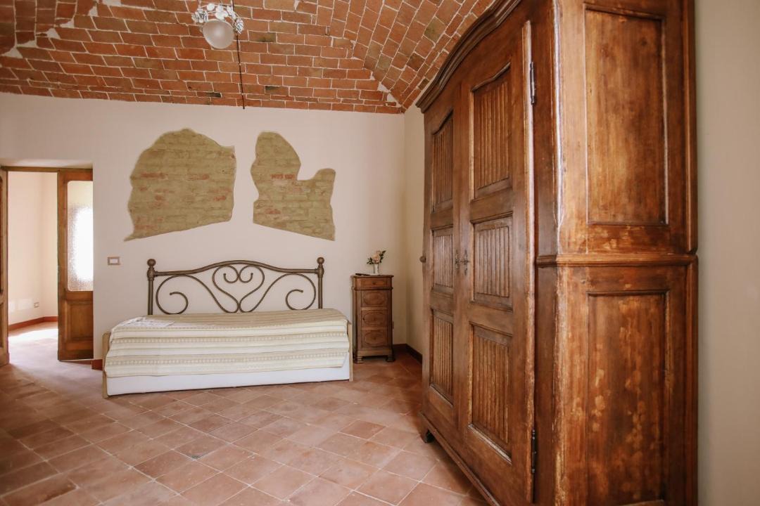 Photo of Others in Cossombrato