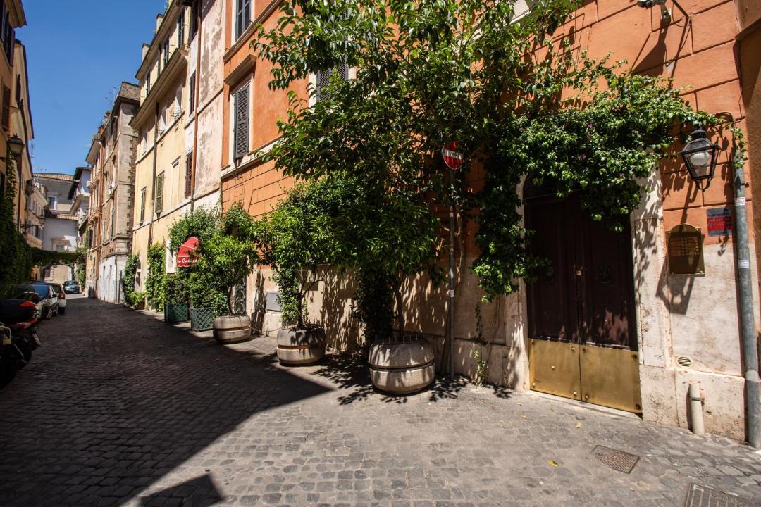 Photo of Others in Trastevere