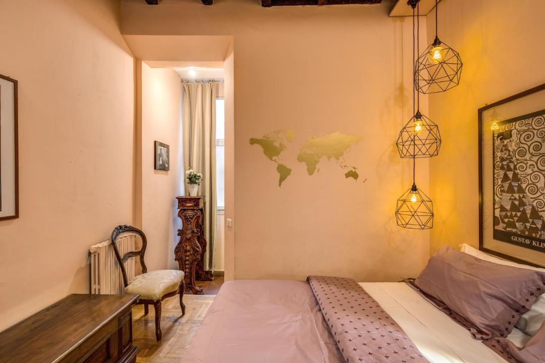 Photo of Bedroom in Rione VI Parione
