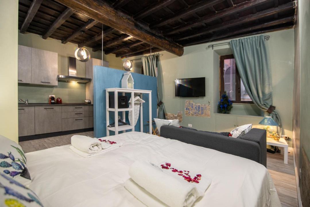 Photo of Bedroom in Rione VI Parione